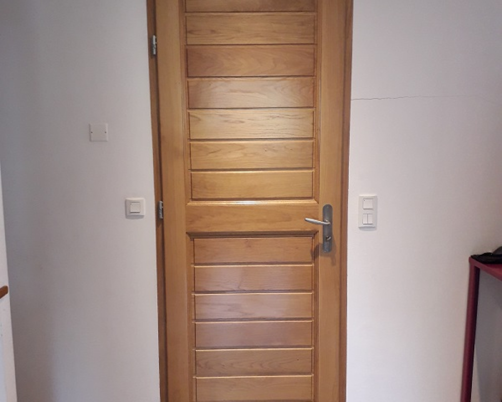 Menusierie Delacroix Menusierie A St Denoual PORTE CHATAIGNIER DELACROIX