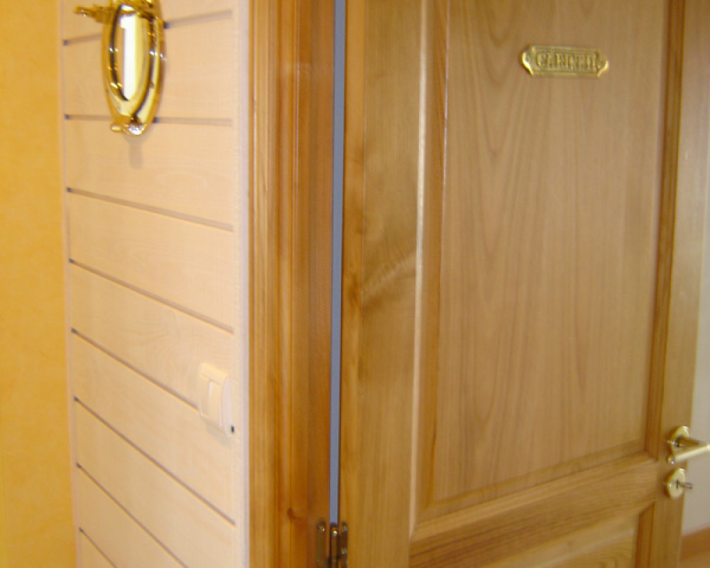 Menusierie Delacroix Menusierie A St Denoual Porte Inter02